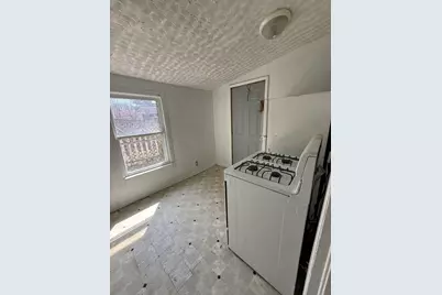 1235 Clover Avenue, Rockford, IL 61102 - Photo 7