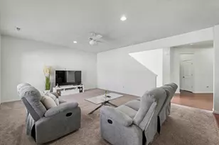 404 Krebs Dr, Champaign, IL 61822 - Photo 11