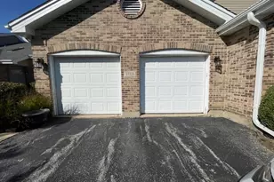 17321 Lakebrook Dr, Orland Park, IL 60467 - Photo 15