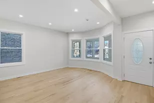 821 N Lockwood Ave, Chicago, IL 60651 - Photo 3