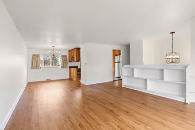 6543 Stough Street, Willowbrook, IL 60527 - Photo 3