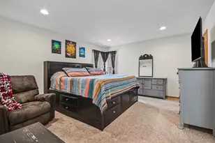 3643 Daisy Ln, Elgin, IL 60124 - Photo 19