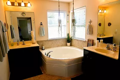 1117 Bailey Road, Sycamore, IL 60178 - Photo 11