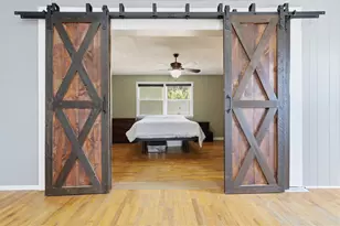 1702 W Hovey Ave, Normal, IL 61761 - Photo 7