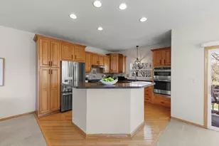 1101 Ironwood Ln, Lisle, IL 60532 - Photo 7