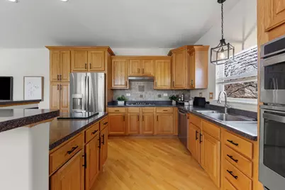 1101 Ironwood Lane, Lisle, IL 60532 - Photo 9