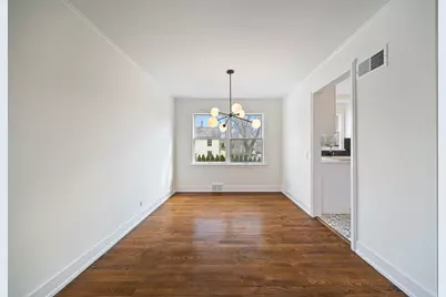 111 W Washington Street, Palatine, IL 60067 - Photo 9