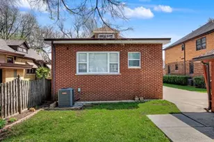 9818 S Leavitt St, Chicago, IL 60643 - Photo 7
