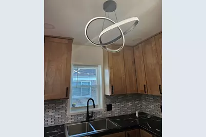 [Address not provided], Chicago, IL 60628 - Photo 5