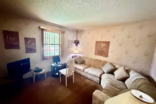 332 Essex Ct, Wood Dale, IL 60191 - Photo 9