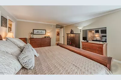 4 Oak Brook Club Drive #G205, Oak Brook, IL 60523 - Photo 41