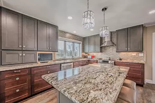 4 Oak Brook Club Dr, Oak Brook, IL 60523 - Photo 25