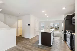 2221 Sassafras Wy, Wonder Lake, IL 60097 - Photo 5