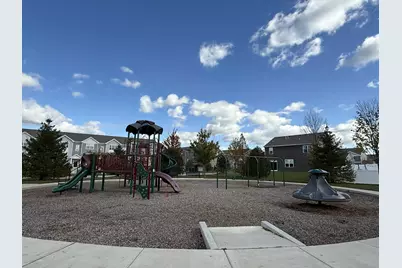 2221 Sassafras Way #C, Wonder Lake, IL 60097 - Photo 35