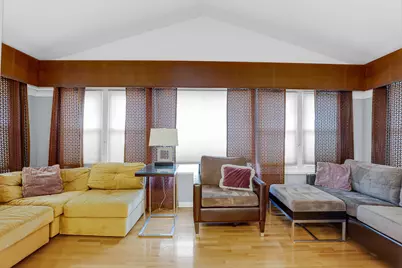 1040 N Austin Boulevard, Oak Park, IL 60302 - Photo 3