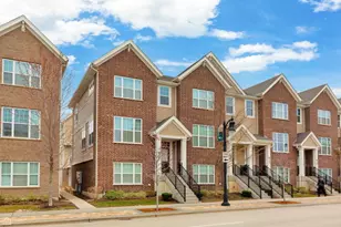 809 Lee St, Des Plaines, IL 60016 - Photo 1