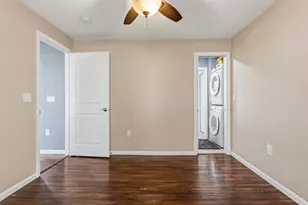 204 Flora Dr, Champaign, IL 61821 - Photo 15