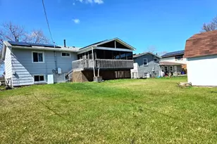 8113 Carlisle Dr, Hanover Park, IL 60133 - Photo 31