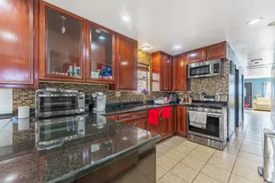 1504 W 71st St, Chicago, IL 60636 - Photo 11