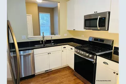 3175 Falling Waters Lane #0, Lindenhurst, IL 60046 - Photo 7