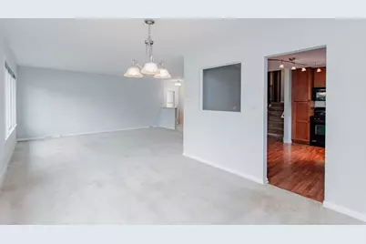 9235 Kildare Avenue, Skokie, IL 60076 - Photo 11