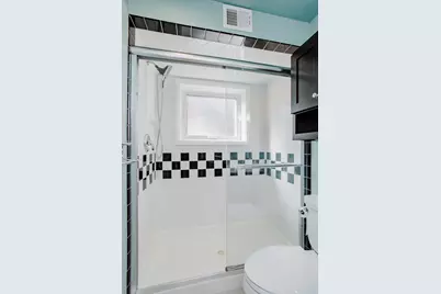 9235 Kildare Avenue, Skokie, IL 60076 - Photo 45