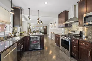 10459 S Troy St, Chicago, IL 60655 - Photo 13