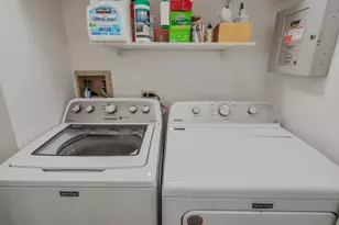 7945 Stewart Dr, Darien, IL 60561 - Photo 21