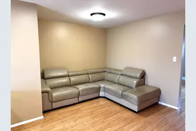 2215 Nichols Road #C, Arlington Heights, IL 60004 - Photo 3