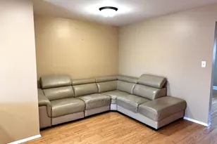 2215 Nichols Rd, Arlington Heights, IL 60004 - Photo 3