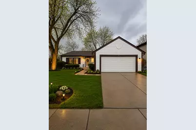 208 Albert Drive, Vernon Hills, IL 60061 - Photo 1