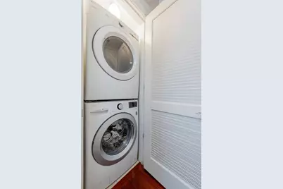 1162 W Hubbard Street #203, Chicago, IL 60642 - Photo 19