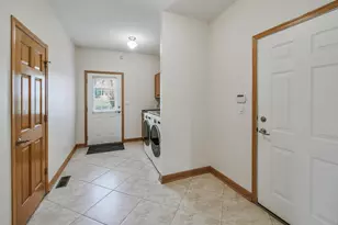 500 E Sherwood Dr, Addison, IL 60101 - Photo 43