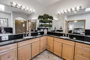 500 E Sherwood Dr, Addison, IL 60101 - Photo 41