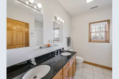 500 E Sherwood Drive, Addison, IL 60101 - Photo 33