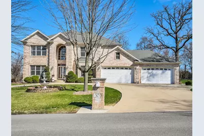 500 E Sherwood Drive, Addison, IL 60101 - Photo 1