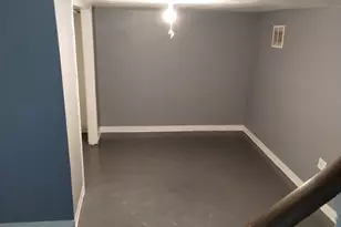 9848 S Yates Blvd, Chicago, IL 60617 - Photo 9