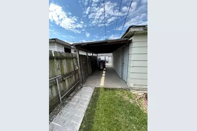 1848 N Harding Avenue, Chicago, IL 60647 - Photo 13