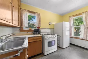 6948 W Berwyn Ave, Chicago, IL 60656 - Photo 7