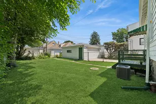 6948 W Berwyn Ave, Chicago, IL 60656 - Photo 17