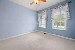 223 Quinlan Ave, Dekalb, IL 60115 - Photo 31