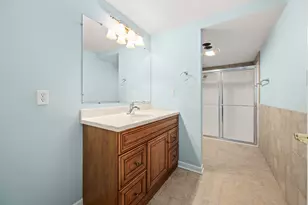 223 Quinlan Ave, Dekalb, IL 60115 - Photo 33