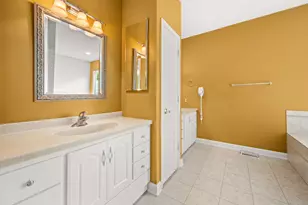223 Quinlan Ave, Dekalb, IL 60115 - Photo 21