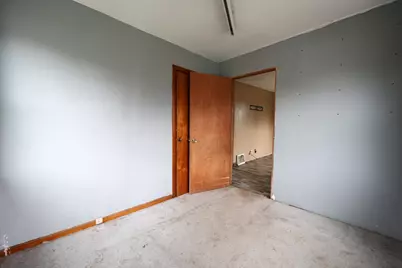 312 SW Circle Drive, Joliet, IL 60433 - Photo 9