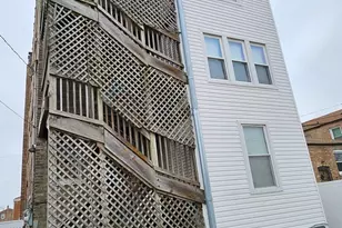 10032 S King Dr, Chicago, IL 60628 - Photo 7