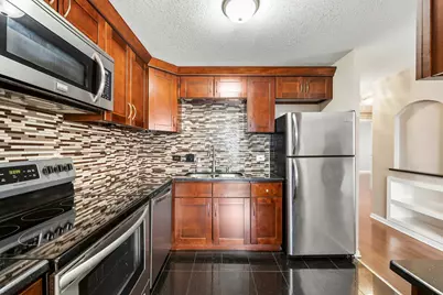 1800 Huntington Boulevard #412, Hoffman Estates, IL 60169 - Photo 5