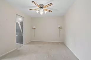 5851 Doe Cir, Westmont, IL 60559 - Photo 11