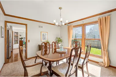 2012 Somerset Lane, Wheaton, IL 60189 - Photo 9