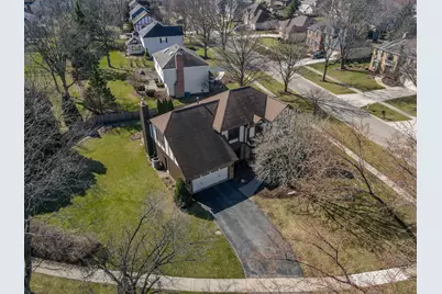 2012 Somerset Lane, Wheaton, IL 60189 - Photo 33