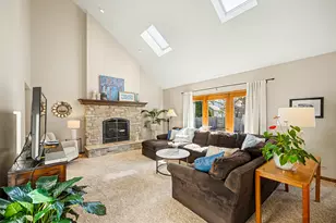 2012 Somerset Ln, Wheaton, IL 60189 - Photo 15